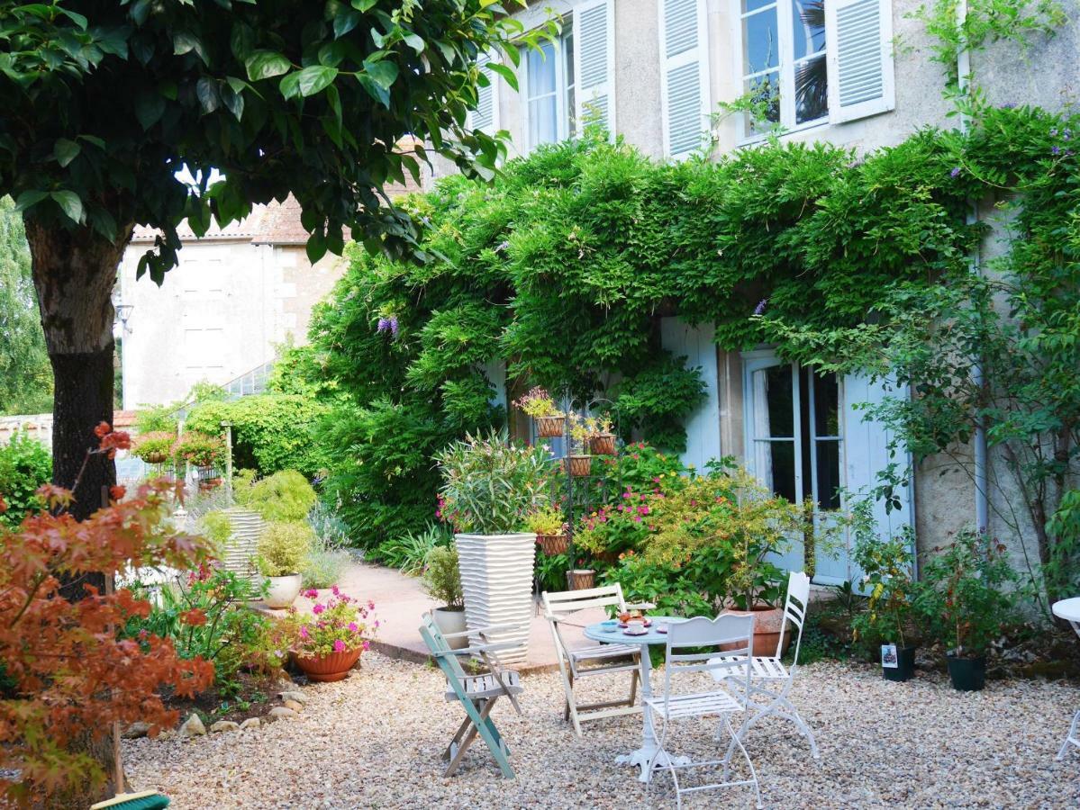 L'Arbre D'Ange Bed & Breakfast Montmorillon Luaran gambar