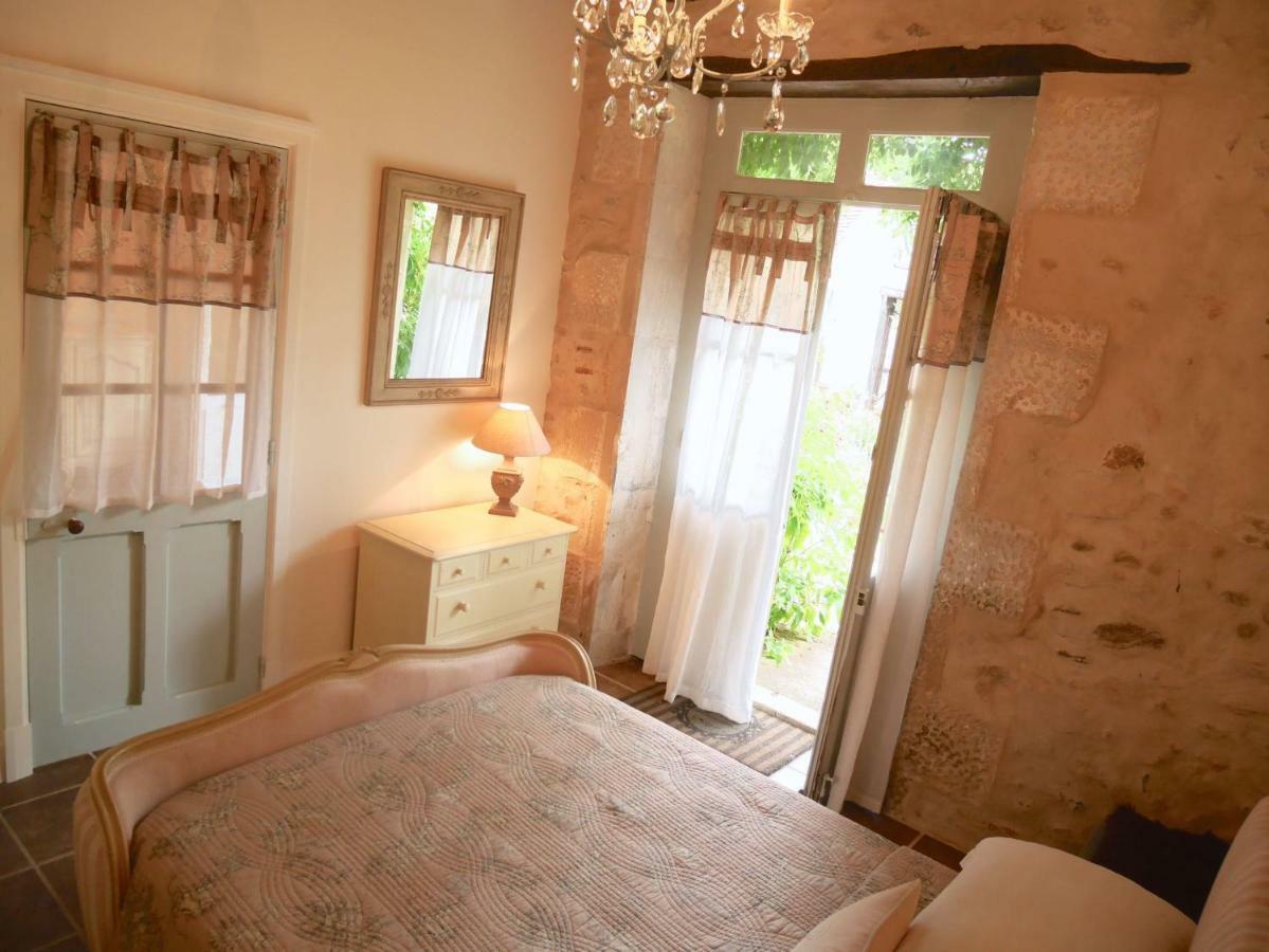 L'Arbre D'Ange Bed & Breakfast Montmorillon Luaran gambar
